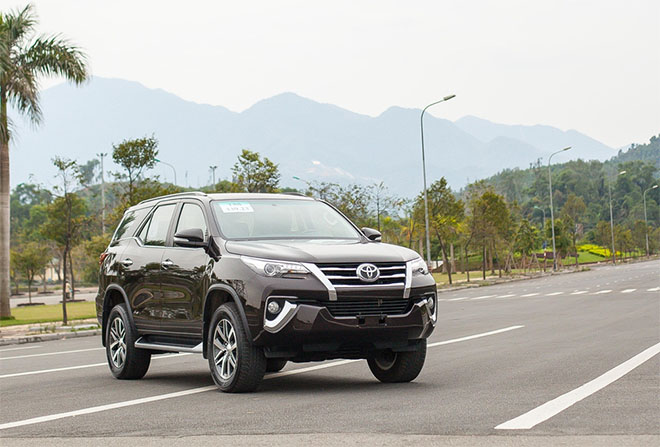 Toyota Việt Nam Triệu Hồi Fortuner