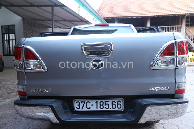 Tay mở cốp hậu Mazda BT50 2013