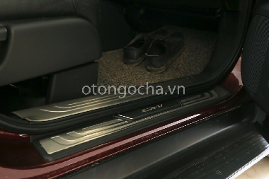 Ốp bậc trong Inox Honda CR-V 2013