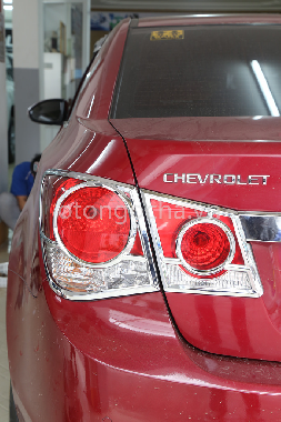 Viền đèn hậu Chevrolet Cruze