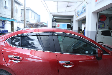 Vè mưa Mazda 3