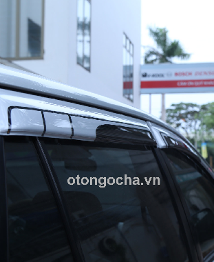 Vè mưa Toyota Innova